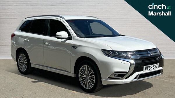 Used Mitsubishi Outlander 2018 for sale - 76112241: Photo 1