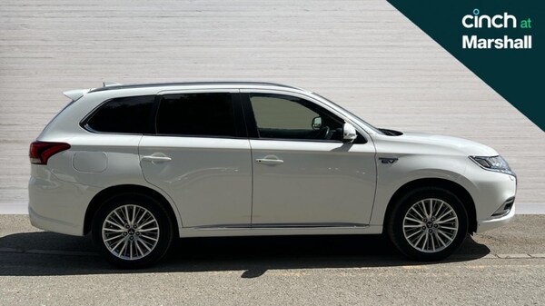 Used Mitsubishi Outlander 2018 for sale - 76112241: Photo 2
