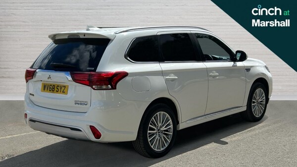 Used Mitsubishi Outlander 2018 for sale - 76112241: Photo 3