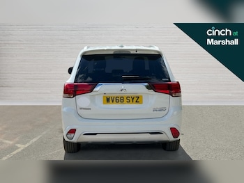 Used Mitsubishi Outlander 2018 for sale - 76112241: Photo