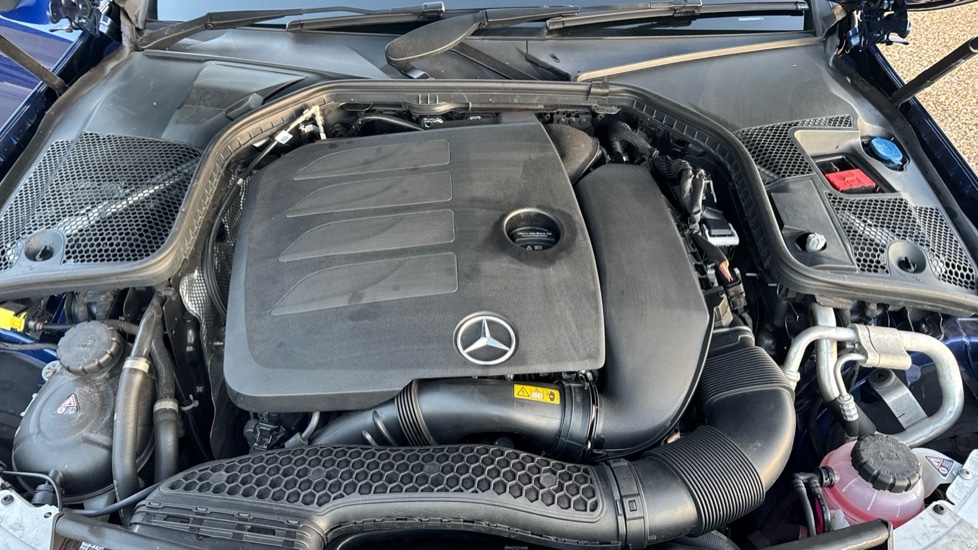 Used Mercedes-Benz C Class 2020 for sale - 76928046: Photo 16