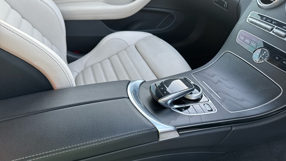 Used Mercedes-Benz C Class 2020 for sale - 76928046: Photo 30