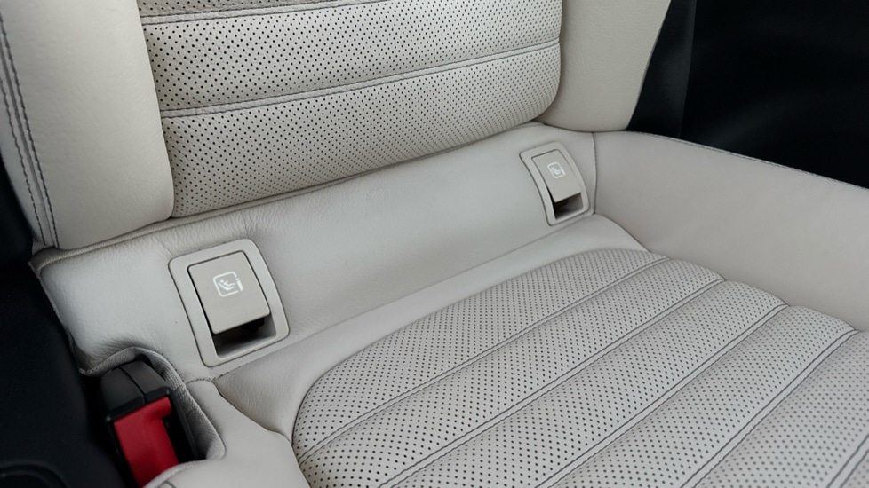 Used Mercedes-Benz C Class 2020 for sale - 76928046: Photo 46