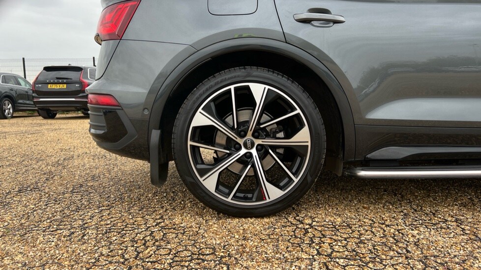 Used Audi Q5 2023 for sale - 76528921: Photo 19