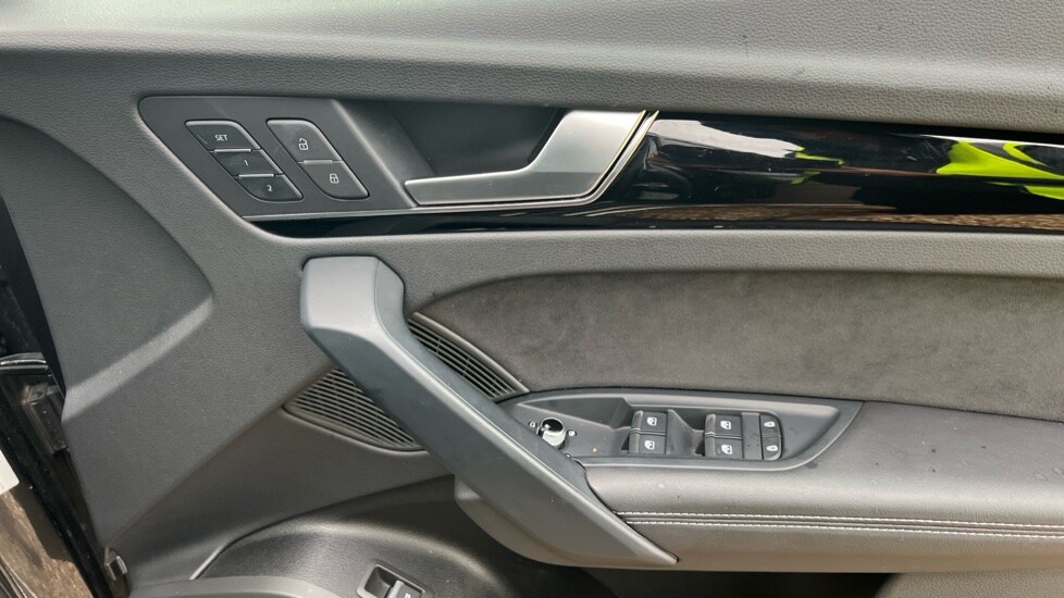 Used Audi Q5 2023 for sale - 76528921: Photo 30