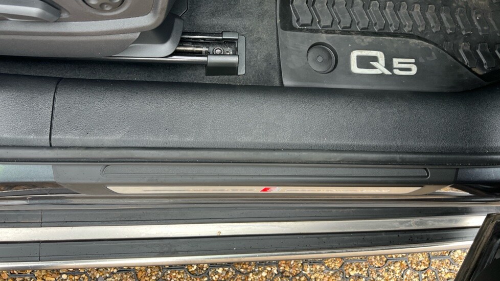 Used Audi Q5 2023 for sale - 76528921: Photo 37