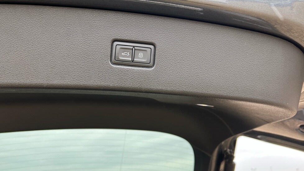 Used Audi Q5 2023 for sale - 76528921: Photo 38