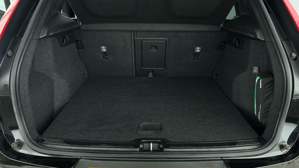 Used Volvo XC40 2021 for sale - 76834950: Photo 5