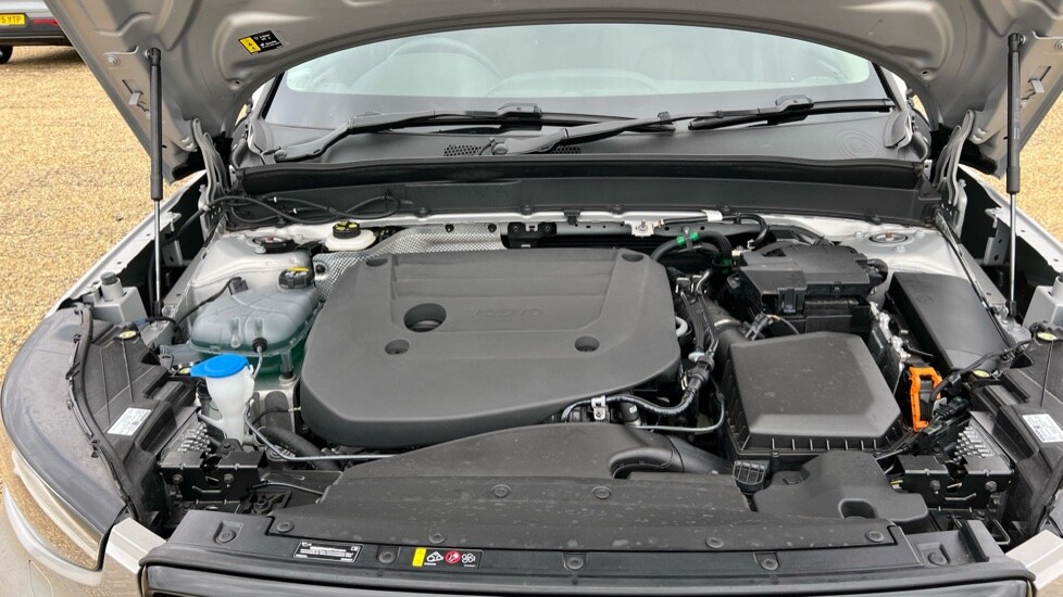 Used Volvo XC40 2024 for sale - 76007836: Photo 23