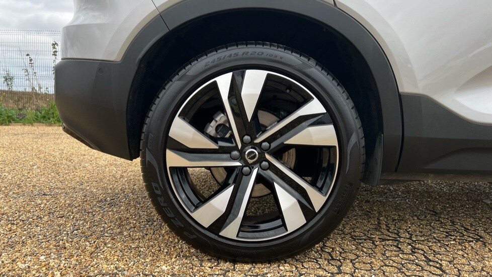 Used Volvo XC40 2024 for sale - 76007836: Photo 24