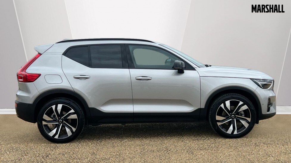 Used Volvo XC40 2024 for sale - 76007836: Photo 3