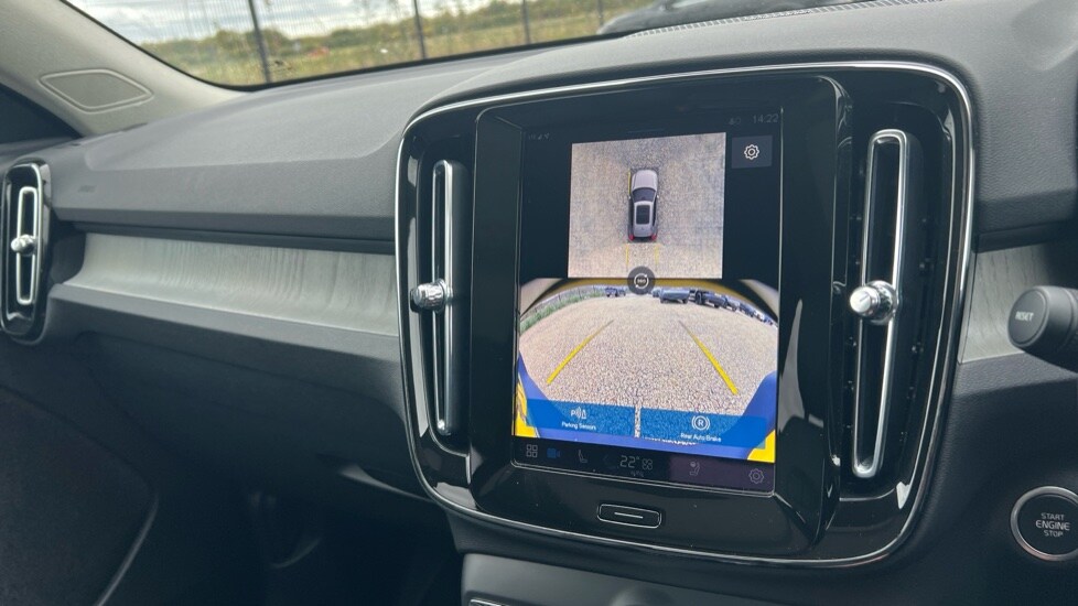 Used Volvo XC40 2024 for sale - 76007836: Photo 37