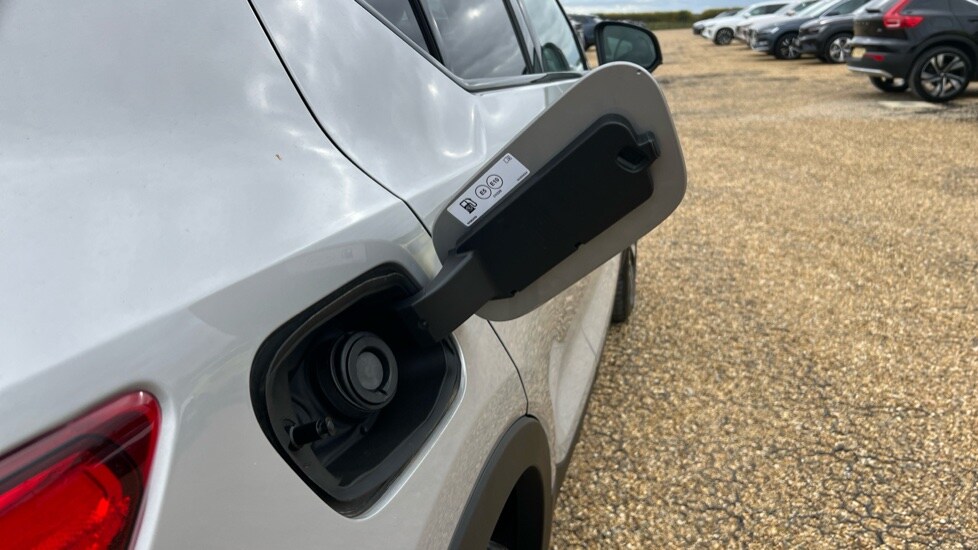 Used Volvo XC40 2024 for sale - 76007836: Photo 42