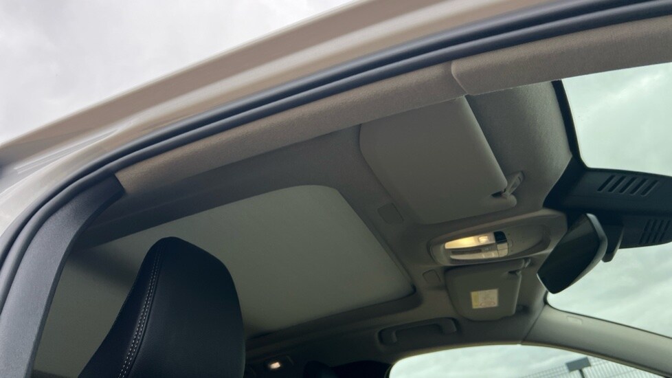 Used Volvo XC40 2024 for sale - 76007836: Photo 44