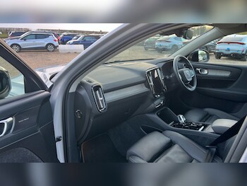 Used Volvo XC40 2024 for sale - 76533795: Photo