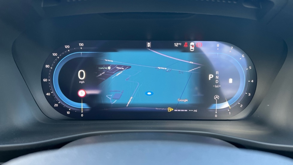 Used Volvo XC40 2025 for sale - 76332243: Photo 11