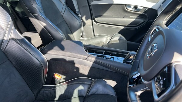 Used Volvo XC90 2021 for sale - 75996888: Photo 9
