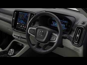 Used Volvo XC40  for sale - 74607763: Photo