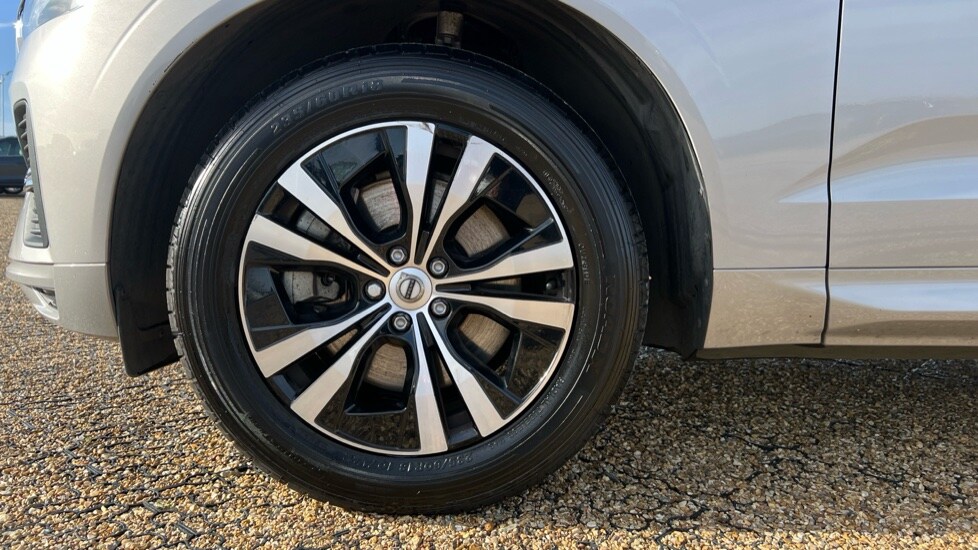 Used Volvo XC60 2024 for sale - 76276537: Photo 25