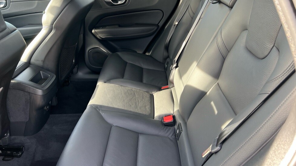 Used Volvo XC60 2024 for sale - 76276537: Photo 38