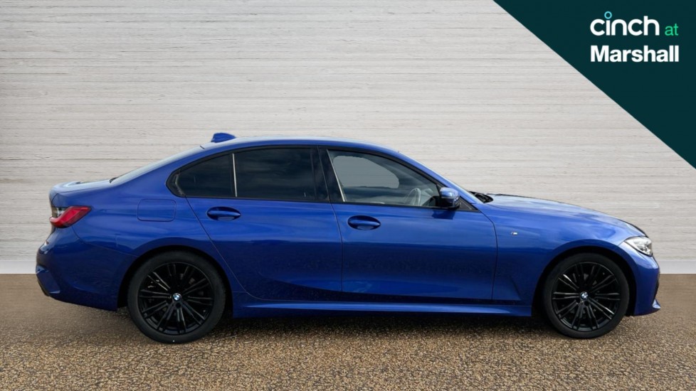 Used BMW 3 Series 2019 for sale - 76528877: Photo 2