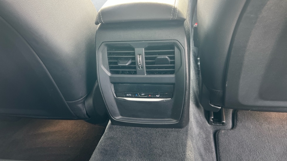 Used BMW 3 Series 2019 for sale - 76528877: Photo 33