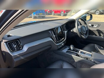 Used Volvo XC60 2023 for sale - 76015026: Photo 4