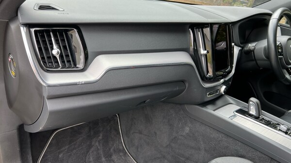Used Volvo XC60 2021 for sale - 75679268: Photo 32