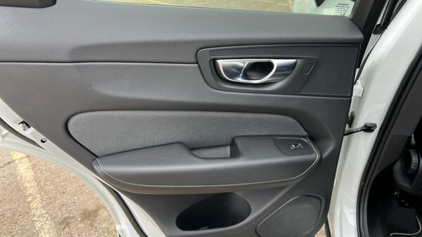 Used Volvo XC60 2021 for sale - 75679268: Photo 35