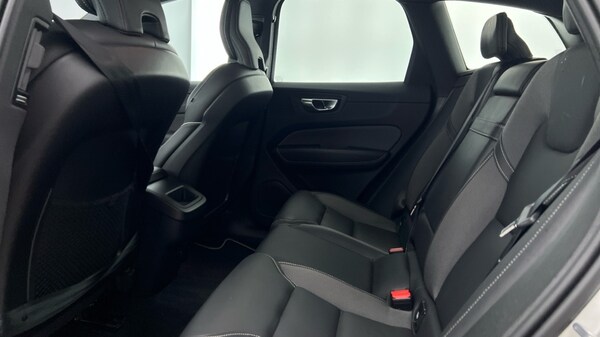 Used Volvo XC60 2021 for sale - 75679268: Photo 7