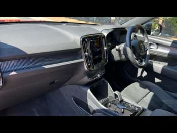 Used Volvo XC40 2023 for sale - 75159789: Photo