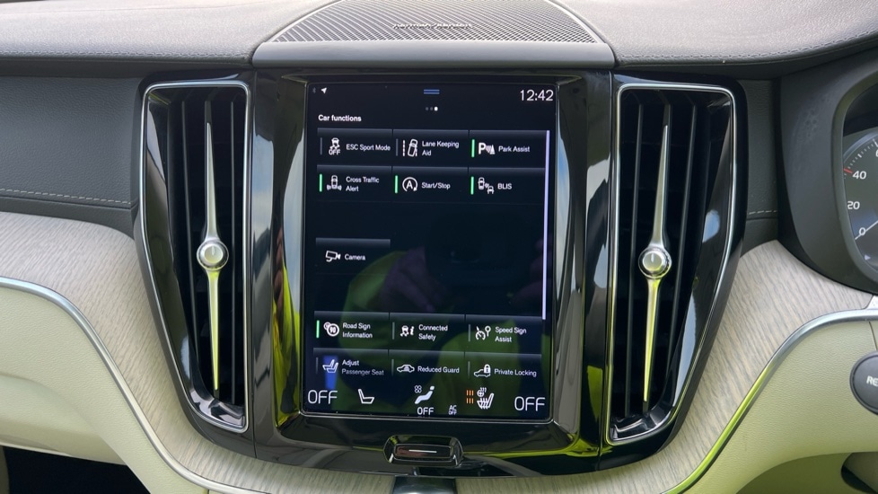 Used Volvo XC60 2021 for sale - 76672600: Photo 20