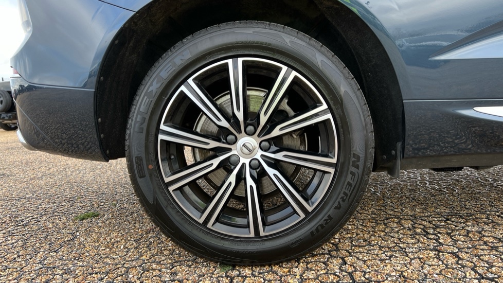 Used Volvo XC60 2021 for sale - 76672600: Photo 24