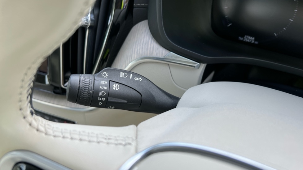 Used Volvo XC60 2021 for sale - 76672600: Photo 29