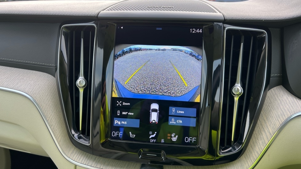 Used Volvo XC60 2021 for sale - 76672600: Photo 37