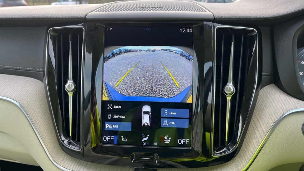 Used Volvo XC60 2021 for sale - 76672600: Photo 39