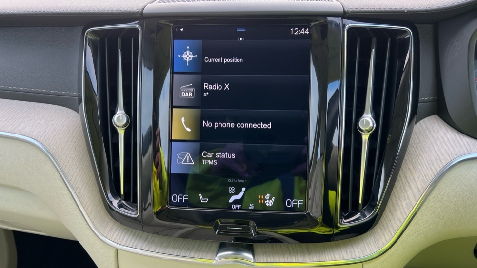 Used Volvo XC60 2021 for sale - 76672600: Photo 45