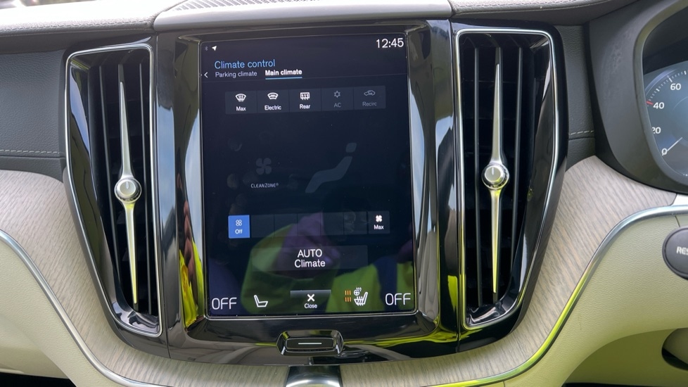 Used Volvo XC60 2021 for sale - 76672600: Photo 48