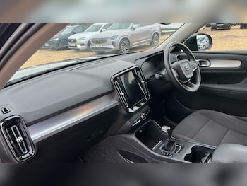 Used Volvo XC40 2020 for sale - 76015147: Photo 4