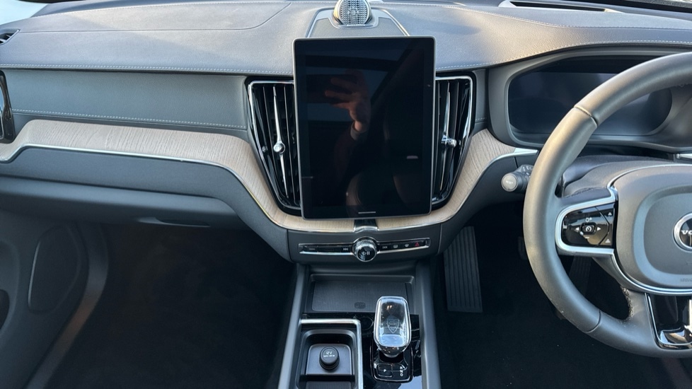 Used Volvo XC60 2025 for sale - 77075693: Photo 22
