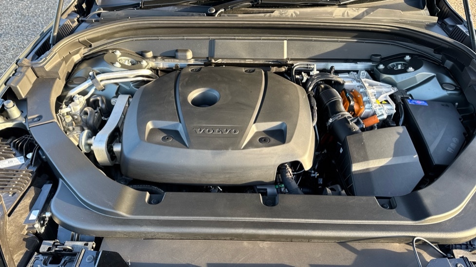 Used Volvo XC60 2025 for sale - 77075693: Photo 23