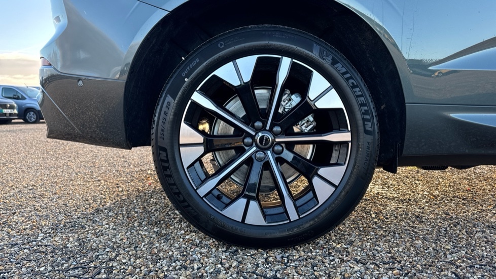 Used Volvo XC60 2025 for sale - 77075693: Photo 26