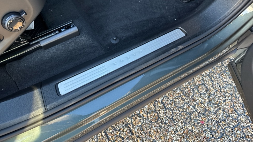 Used Volvo XC60 2025 for sale - 77075693: Photo 43