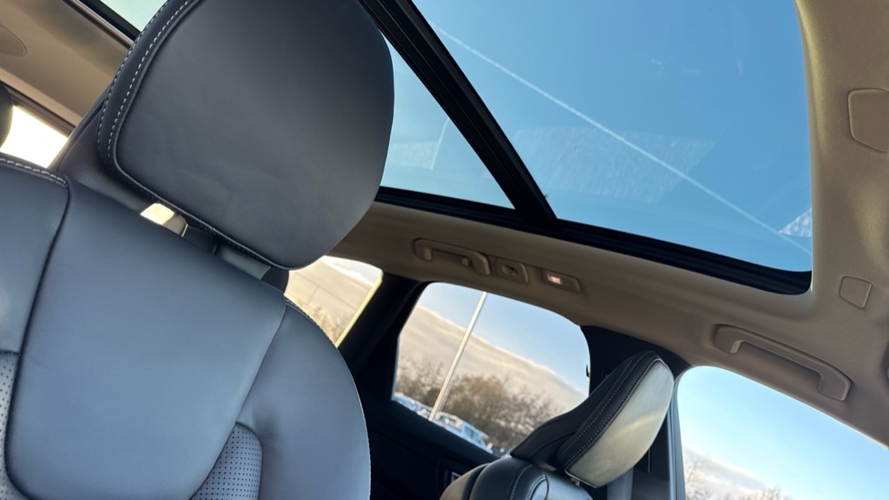 Used Volvo XC60 2025 for sale - 77075693: Photo 44