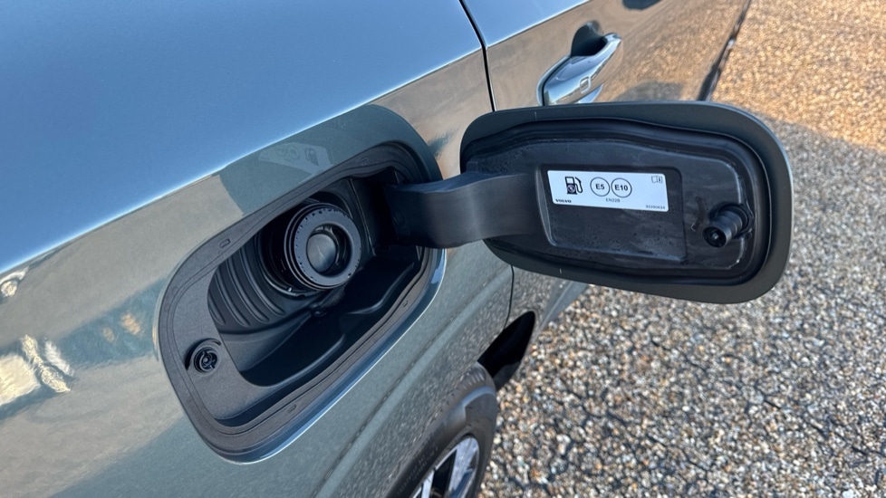 Used Volvo XC60 2025 for sale - 77075693: Photo 45