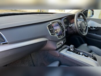 Used Volvo XC90 2024 for sale - 75439642: Photo