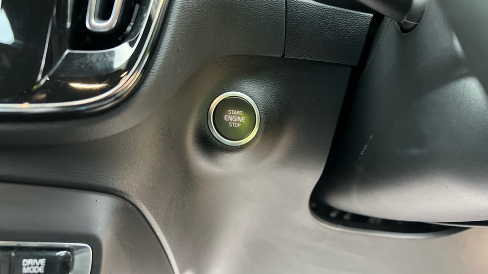 Used Volvo XC40 2022 for sale - 76575170: Photo 28