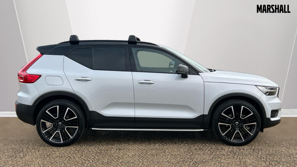Used Volvo XC40 2022 for sale - 76575170: Photo 3