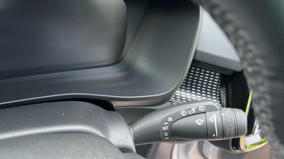 Used Volvo XC40 2022 for sale - 76575170: Photo 30