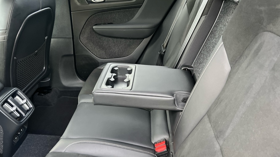 Used Volvo XC40 2022 for sale - 76575170: Photo 31